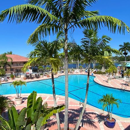 Royal Inn Hotel Royal Palm Beach Exterior foto